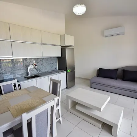 Apartment'S Guraj Residence Velipoje Exterior photo