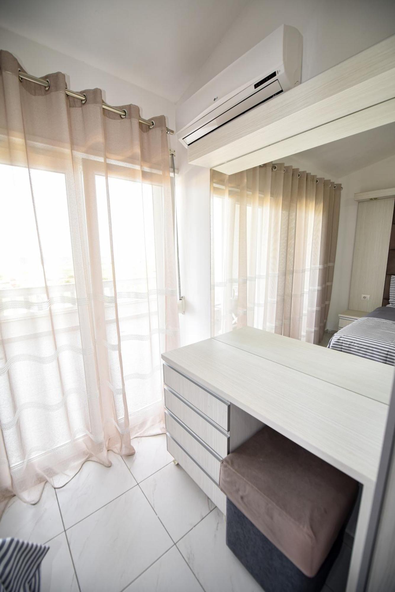 Apartment Apartment's Guraj